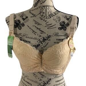 Lace Push-Up Bra Size 38D Underwire Lightly Padded Adjustable Straps NEW